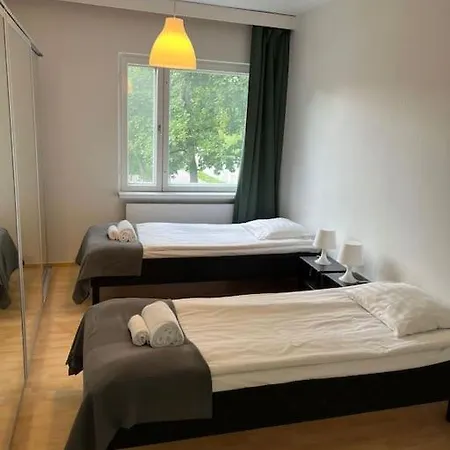 Kotimaailma - Valoisa Kolmio Vantaalla Appartement