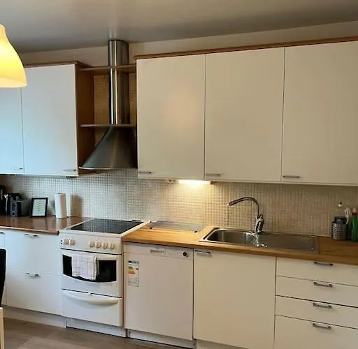 شقة Kotimaailma - Valoisa Kolmio Vantaalla *