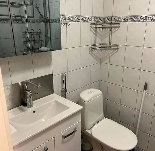 Kotimaailma - Valoisa Kolmio Vantaalla شقة فانتا